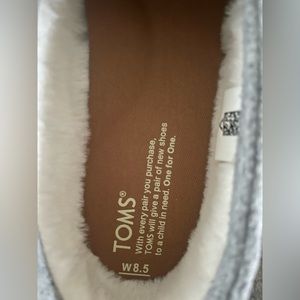 TOMS Women's Alpargata Felt Shoes w/ Faux Fur Lining (Natural)